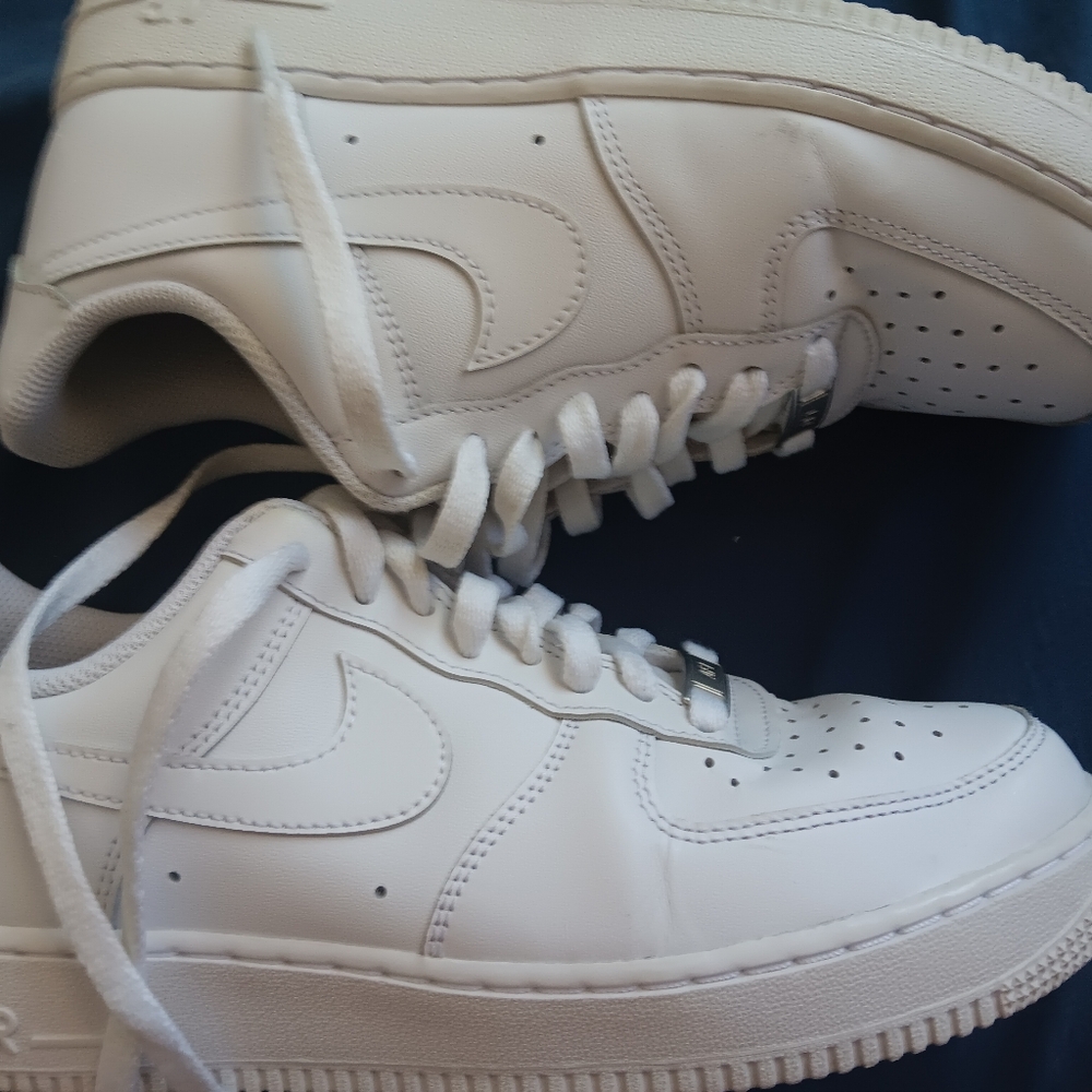 Womens Air Force 1s Size 9